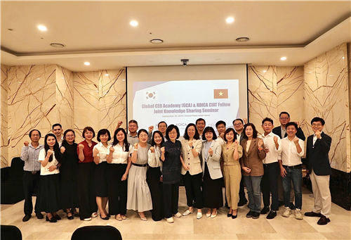 Tổng kết buổi 7 Tìm hiểu về Năng lượng, AI, và Kinh tế số và Ngày hội Thành viên: Pitching Session 