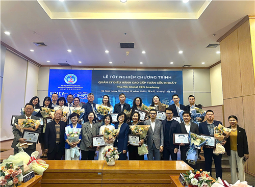 LỄ TỐT NGHIỆP KHÓA HỌC “GLOBAL CEO ACADEMY” DÀNH CHO CÁC NHÀ ĐIỀU HÀNH, QUẢN LÝ CẤP CAO CỦA VIỆT NAM VÀ HÀN QUỐC DIỄN RA THÀNH CÔNG TỐT ĐẸP